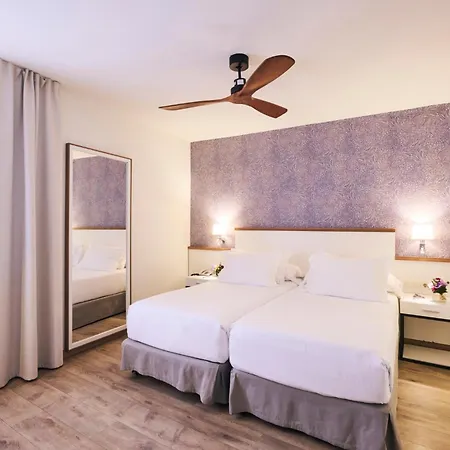 Hotel H10 Raco Del Pi Boutique 3*