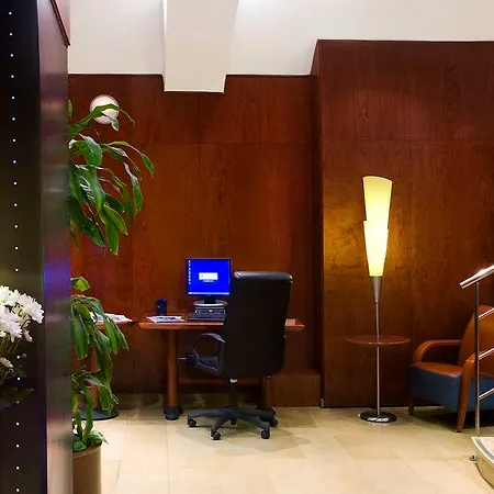 Hotel H10 Raco Del Pi Barcelona