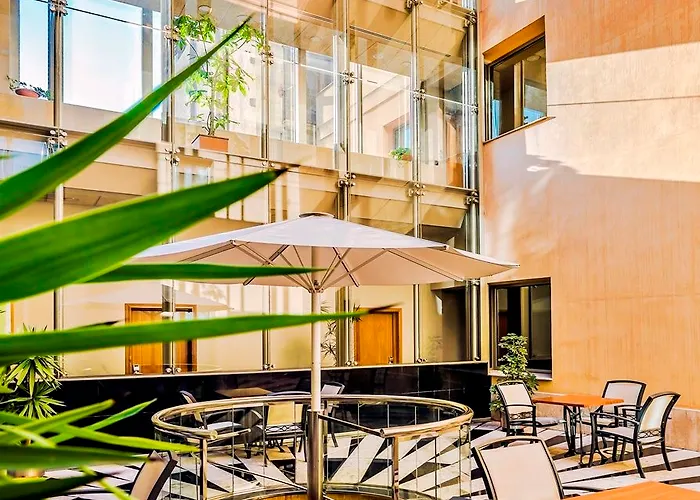 H10 Raco Del Pi 3* Barcelona