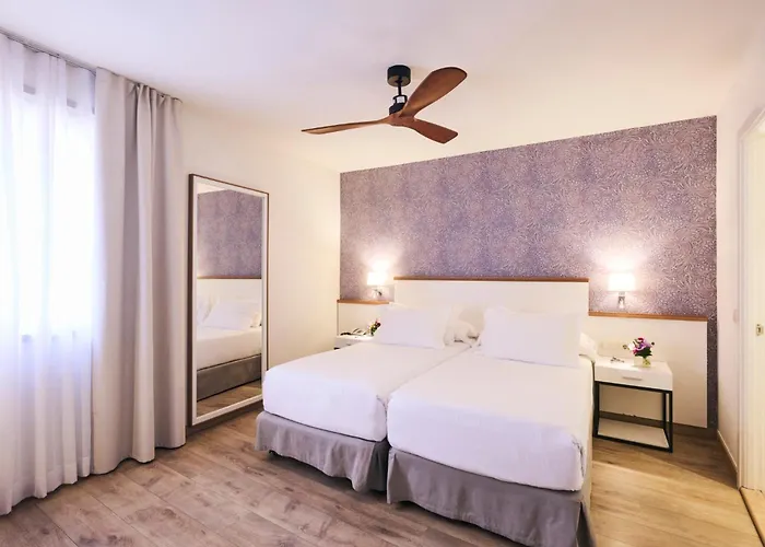 فندق H10 راكو ديل بي 3*