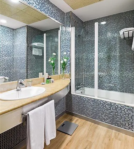 H10 Raco Del Pi 3* Barcelona